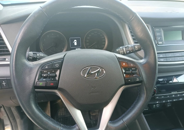 Hyundai Tucson cena 64900 przebieg: 145793, rok produkcji 2015 z Rzeszów małe 232